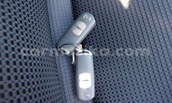 Buy Used Mazda Axela Blue Car in Beitbridge in Matabeleland South Buy Used Mazda Axela Blue Car in Beitbridge in Matabeleland South