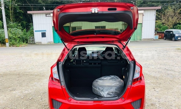 Buy Used Honda Fit Red Car in Beitbridge in Matabeleland South Buy Used Honda Fit Red Car in Beitbridge in Matabeleland South
