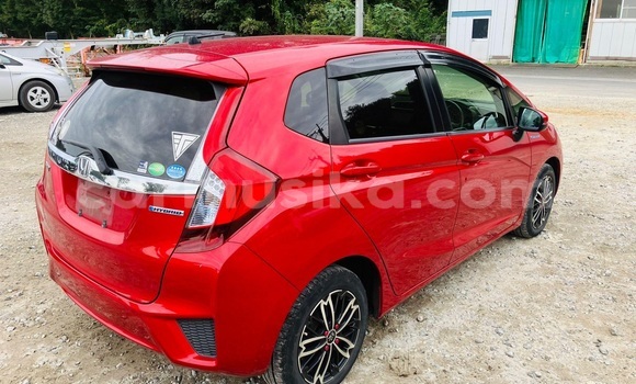 Buy Used Honda Fit Red Car in Beitbridge in Matabeleland South Buy Used Honda Fit Red Car in Beitbridge in Matabeleland South