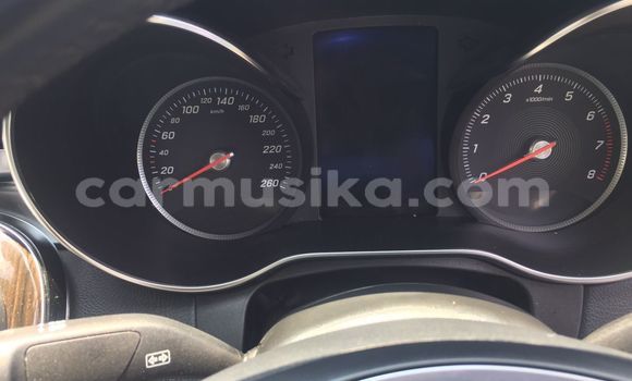 Nunua Imported Mercedes‒Benz C–Class Nyeupe Gari ndani ya Harare nchini Harare Nunua Imported Mercedes‒Benz C–Class Nyeupe Gari ndani ya Harare nchini Harare