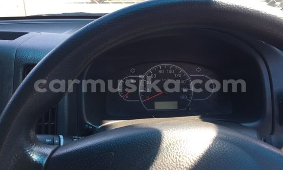 Nunua Imported Nissan Sunny Nyeupe Gari ndani ya Harare nchini Harare Nunua Imported Nissan Sunny Nyeupe Gari ndani ya Harare nchini Harare