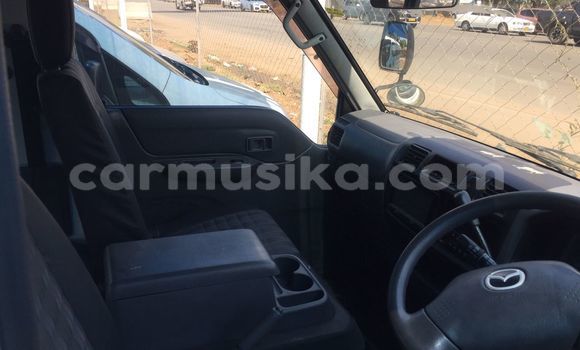 Nunua Imported Mazda MPV Nyeupe Gari ndani ya Harare nchini Harare Nunua Imported Mazda MPV Nyeupe Gari ndani ya Harare nchini Harare