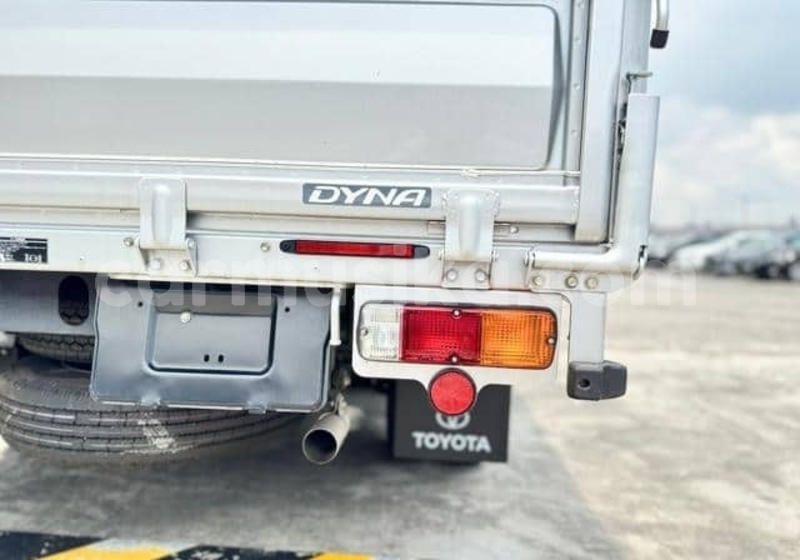 Big with watermark toyota dyna matabeleland south beitbridge 36045