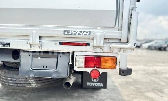 Buy Used Toyota Dyna Silver Truck in Beitbridge in Matabeleland South Buy Used Toyota Dyna Silver Truck in Beitbridge in Matabeleland South
