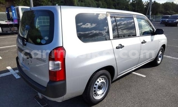 Nunua Ilio tumika Toyota Probox Fedha Gari ndani ya Beitbridge nchini Matabeleland Kusini Nunua Ilio tumika Toyota Probox Fedha Gari ndani ya Beitbridge nchini Matabeleland Kusini