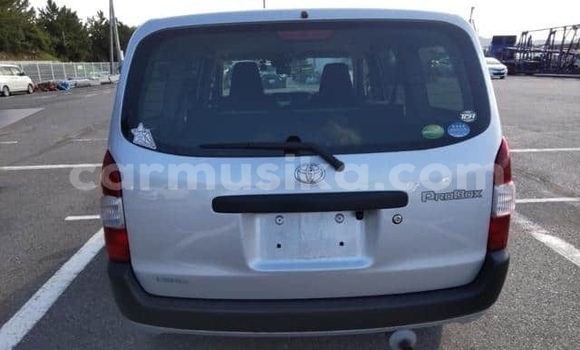 Nunua Ilio tumika Toyota Probox Fedha Gari ndani ya Beitbridge nchini Matabeleland Kusini Nunua Ilio tumika Toyota Probox Fedha Gari ndani ya Beitbridge nchini Matabeleland Kusini