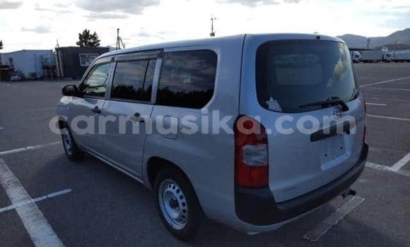 Nunua Ilio tumika Toyota Probox Fedha Gari ndani ya Beitbridge nchini Matabeleland Kusini Nunua Ilio tumika Toyota Probox Fedha Gari ndani ya Beitbridge nchini Matabeleland Kusini