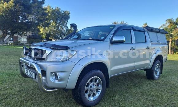 Buy Used Toyota Hilux Silver Car in Beitbridge in Matabeleland South Buy Used Toyota Hilux Silver Car in Beitbridge in Matabeleland South