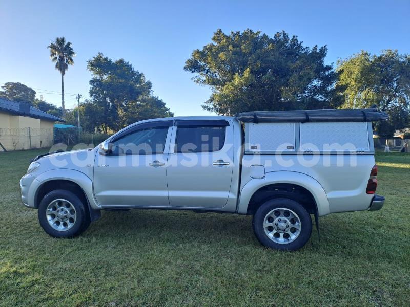 Big with watermark toyota hilux matabeleland south beitbridge 36051