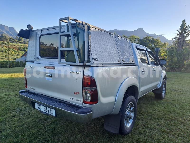 Big with watermark toyota hilux matabeleland south beitbridge 36051