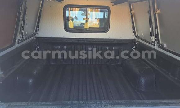 Buy Used Toyota Hilux Silver Car in Beitbridge in Matabeleland South Buy Used Toyota Hilux Silver Car in Beitbridge in Matabeleland South