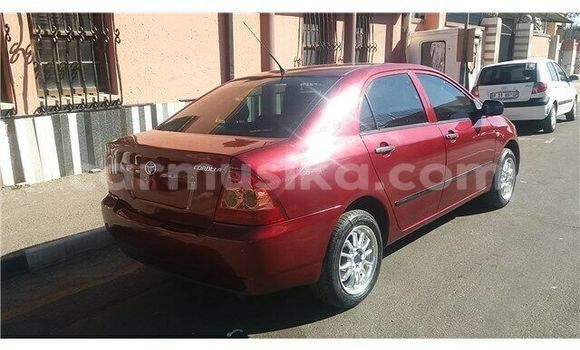 Nunua Ilio tumika Toyota Corolla Nyekundu Gari ndani ya Beitbridge nchini Matabeleland Kusini Nunua Ilio tumika Toyota Corolla Nyekundu Gari ndani ya Beitbridge nchini Matabeleland Kusini