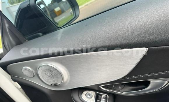 Buy Used Mercedes-Benz C-Classe White Car in Harare in Harare Buy Used Mercedes-Benz C-Classe White Car in Harare in Harare