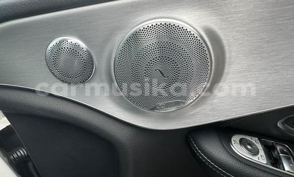 Buy Used Mercedes-Benz C-Classe White Car in Harare in Harare Buy Used Mercedes-Benz C-Classe White Car in Harare in Harare