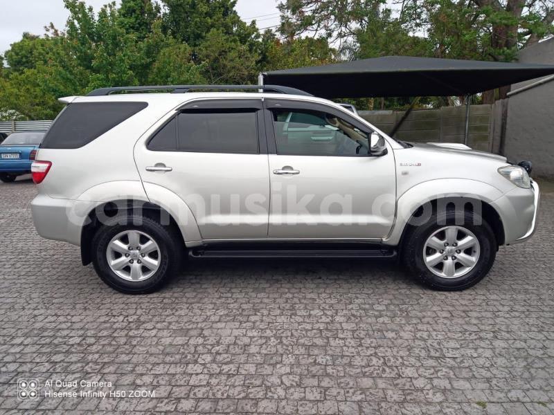 Big with watermark toyota fortuner matabeleland south beitbridge 36054