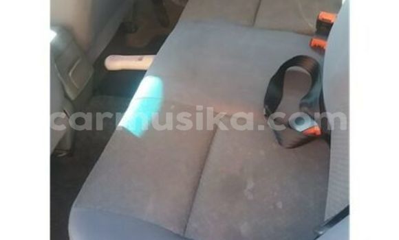 Nunua Ilio tumika Toyota Corolla Nyekundu Gari ndani ya Beitbridge nchini Matabeleland Kusini Nunua Ilio tumika Toyota Corolla Nyekundu Gari ndani ya Beitbridge nchini Matabeleland Kusini