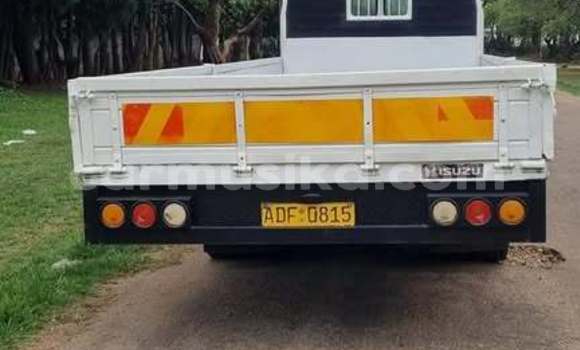 Nunua Ilio tumika Isuzu Aska Nyingine Gari ndani ya Harare nchini Harare Nunua Ilio tumika Isuzu Aska Nyingine Gari ndani ya Harare nchini Harare