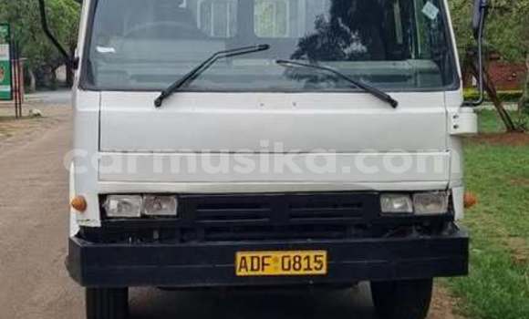 Nunua Ilio tumika Isuzu Aska Nyingine Gari ndani ya Harare nchini Harare Nunua Ilio tumika Isuzu Aska Nyingine Gari ndani ya Harare nchini Harare