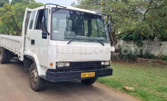 Nunua Ilio tumika Isuzu Aska Nyingine Gari ndani ya Harare nchini Harare Nunua Ilio tumika Isuzu Aska Nyingine Gari ndani ya Harare nchini Harare