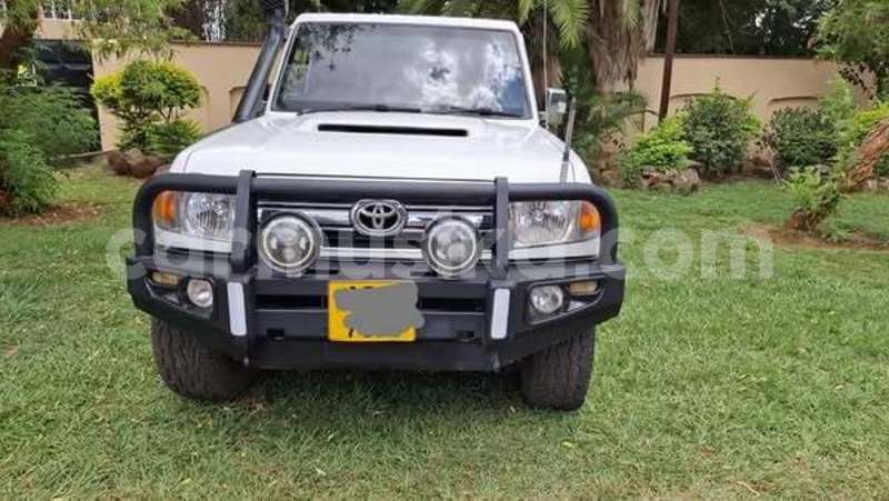 Big with watermark toyota land cruiser harare harare 36066