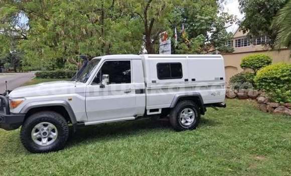 Nunua Ilio tumika Toyota Land Cruiser Nyingine Gari ndani ya Harare nchini Harare Nunua Ilio tumika Toyota Land Cruiser Nyingine Gari ndani ya Harare nchini Harare