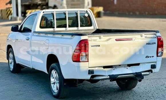 Tenga Tsaru Toyota Hilux Zvimwe Mota in Harare in Harare Tenga Tsaru Toyota Hilux Zvimwe Mota in Harare in Harare