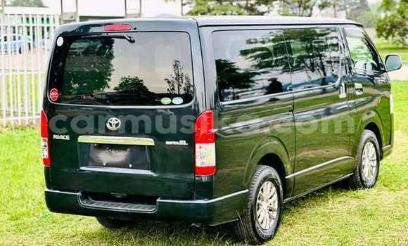 Tenga Tsaru Toyota Hiace Zvimwe Mota in Harare in Harare Tenga Tsaru Toyota Hiace Zvimwe Mota in Harare in Harare