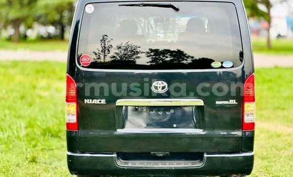 Tenga Tsaru Toyota Hiace Zvimwe Mota in Harare in Harare Tenga Tsaru Toyota Hiace Zvimwe Mota in Harare in Harare