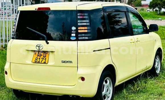 Tenga Tsaru Toyota Sienta Zvimwe Mota in Harare in Harare Tenga Tsaru Toyota Sienta Zvimwe Mota in Harare in Harare