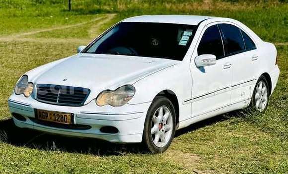 Tenga Tsaru Mercedes Viano Zvimwe Mota in Harare in Harare Tenga Tsaru Mercedes Viano Zvimwe Mota in Harare in Harare