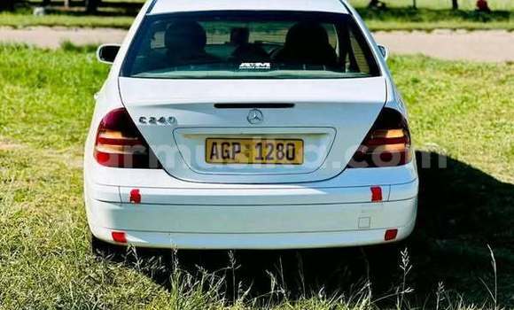 Tenga Tsaru Mercedes Viano Zvimwe Mota in Harare in Harare Tenga Tsaru Mercedes Viano Zvimwe Mota in Harare in Harare