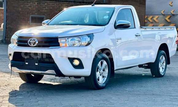 Tenga Tsaru Toyota Hilux Zvimwe Mota in Harare in Harare Tenga Tsaru Toyota Hilux Zvimwe Mota in Harare in Harare