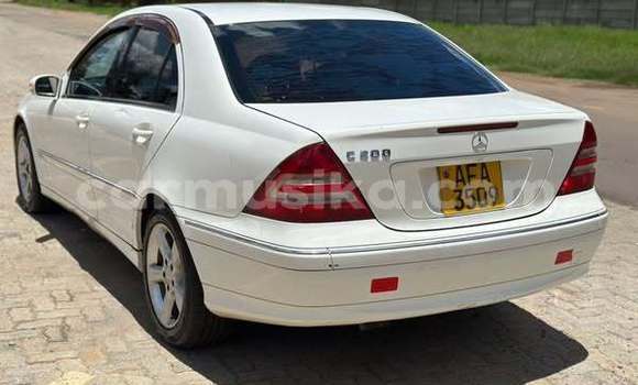 Acheter Occasion Voiture Mercedes-Benz C250 coupe Autre à Harare, Harare Acheter Occasion Voiture Mercedes-Benz C250 coupe Autre à Harare, Harare