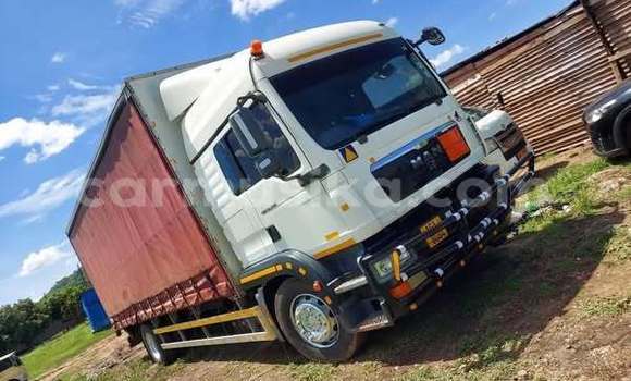 Tenga Tsaru Toyota 4Runner Zvimwe Mota in Harare in Harare Tenga Tsaru Toyota 4Runner Zvimwe Mota in Harare in Harare