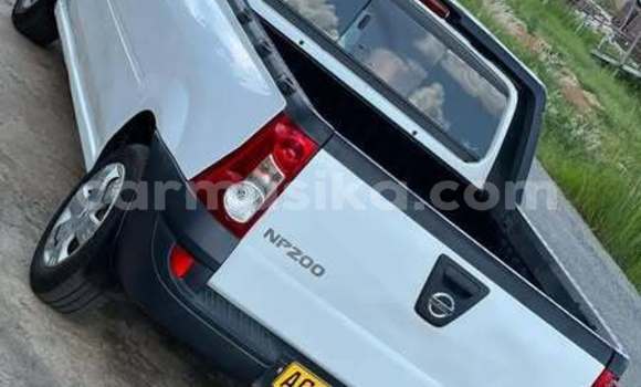 Tenga Tsaru Nissan NP 300 Zvimwe Mota in Harare in Harare Tenga Tsaru Nissan NP 300 Zvimwe Mota in Harare in Harare