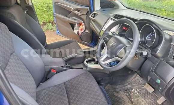 Tenga Tsaru Honda Grace Zvimwe Mota in Harare in Harare Tenga Tsaru Honda Grace Zvimwe Mota in Harare in Harare