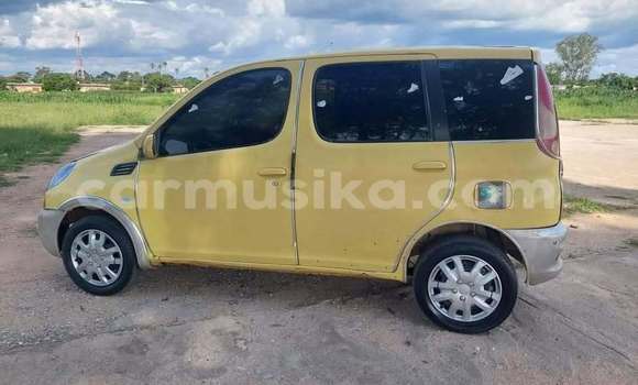 Tenga Tsaru Toyota FunCargo Zvimwe Mota in Harare in Harare Tenga Tsaru Toyota FunCargo Zvimwe Mota in Harare in Harare