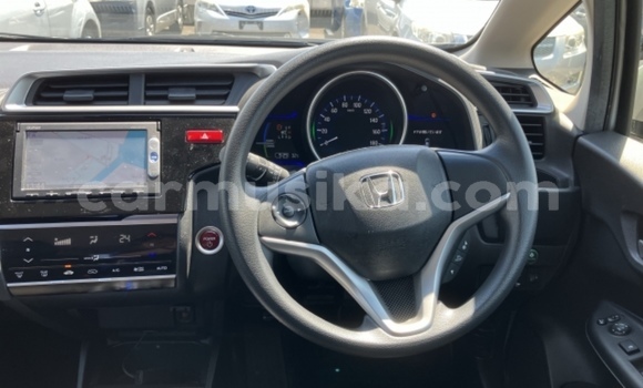 Nunua Ilio tumika Honda Fit Fedha Gari ndani ya Beitbridge nchini Matabeleland Kusini Nunua Ilio tumika Honda Fit Fedha Gari ndani ya Beitbridge nchini Matabeleland Kusini