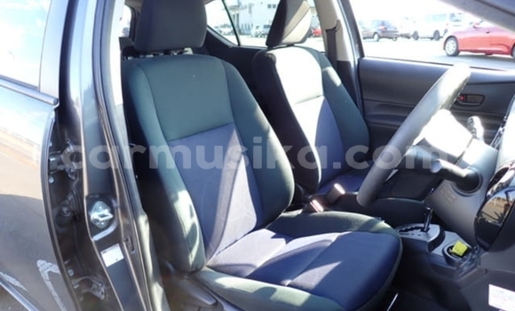 Nunua Ilio tumika Toyota Aqua Fedha Gari ndani ya Beitbridge nchini Matabeleland Kusini Nunua Ilio tumika Toyota Aqua Fedha Gari ndani ya Beitbridge nchini Matabeleland Kusini