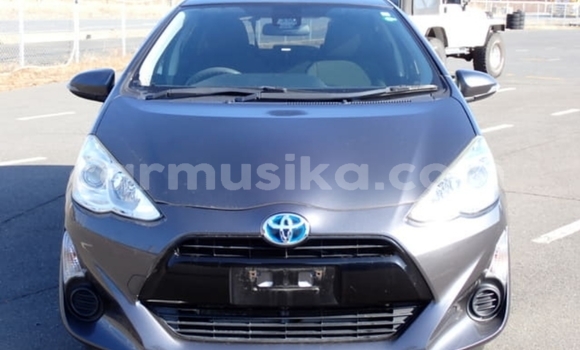 Nunua Ilio tumika Toyota Aqua Fedha Gari ndani ya Beitbridge nchini Matabeleland Kusini Nunua Ilio tumika Toyota Aqua Fedha Gari ndani ya Beitbridge nchini Matabeleland Kusini