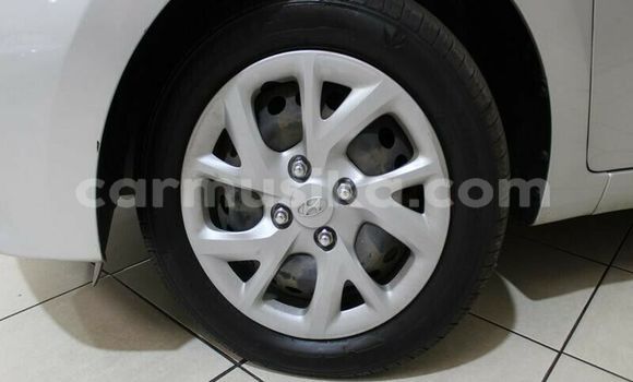 Acheter Occasion Voiture Hyundai i10 Rouge à Beitbridge, Matabeleland South Acheter Occasion Voiture Hyundai i10 Rouge à Beitbridge, Matabeleland South