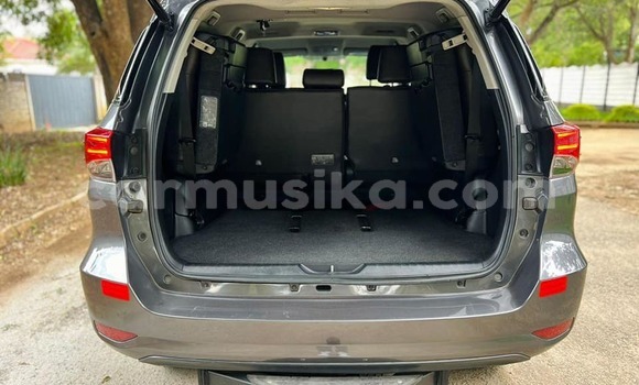 Tenga Tsaru Toyota Fortuner Zvimwe Mota in Bindura in Mashonaland yePakati Tenga Tsaru Toyota Fortuner Zvimwe Mota in Bindura in Mashonaland yePakati