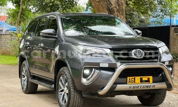 Tenga Tsaru Toyota Fortuner Zvimwe Mota in Bindura in Mashonaland yePakati Tenga Tsaru Toyota Fortuner Zvimwe Mota in Bindura in Mashonaland yePakati