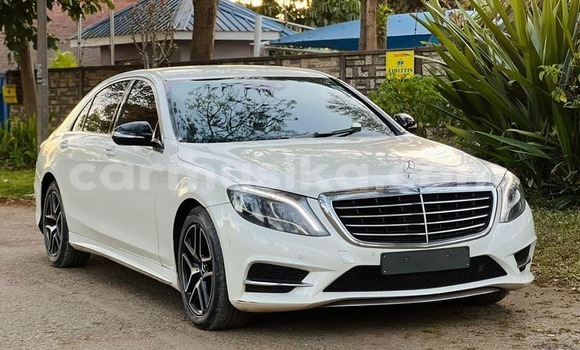 Acheter Occasion Voiture Mercedes‒Benz S–Class Blanc à Borrowdale, Harare