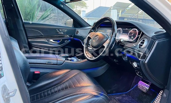 Buy Used Mercedes‒Benz S–Class White Car in Borrowdale in Harare Buy Used Mercedes‒Benz S–Class White Car in Borrowdale in Harare