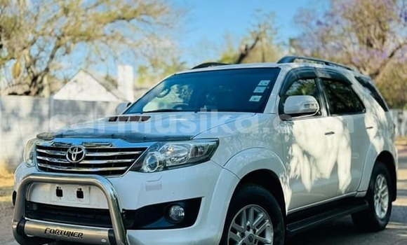 Buy Used Toyota Fortuner White Car in Borrowdale in Harare Buy Used Toyota Fortuner White Car in Borrowdale in Harare