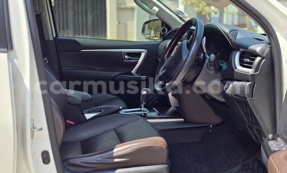 Buy Used Toyota Fortuner White Car in Borrowdale in Harare Buy Used Toyota Fortuner White Car in Borrowdale in Harare