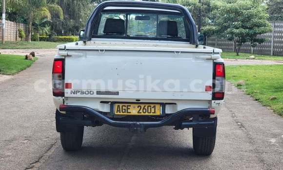 Tenga Tsaru Nissan NP 300 Chena Mota in Borrowdale in Harare Tenga Tsaru Nissan NP 300 Chena Mota in Borrowdale in Harare