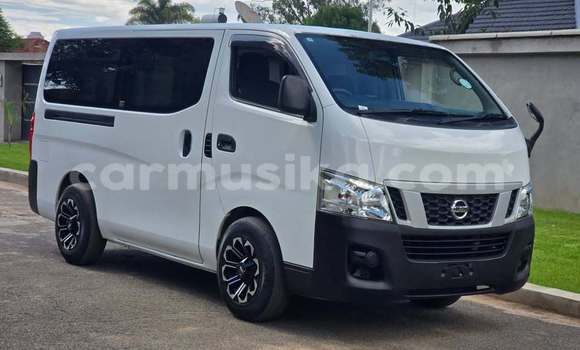 Buy Used Nissan Caravan White Car in Borrowdale in Harare