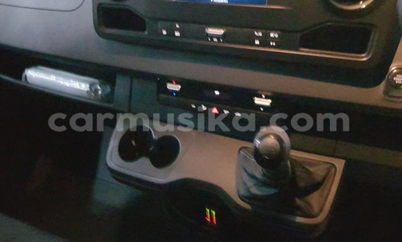 Acheter Occasion Voiture Mercedes Viano Blanc à Beitbridge, Matabeleland South Acheter Occasion Voiture Mercedes Viano Blanc à Beitbridge, Matabeleland South